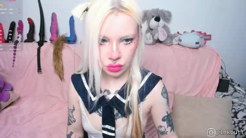 Snapshot of pinkslobber chatting on 06.02.26 Helen Goat online show from 06.02.26