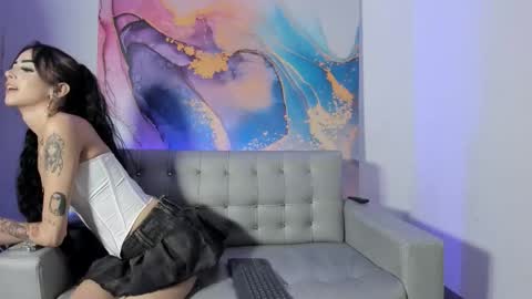 pinksmile_1 online show from 12.21.25