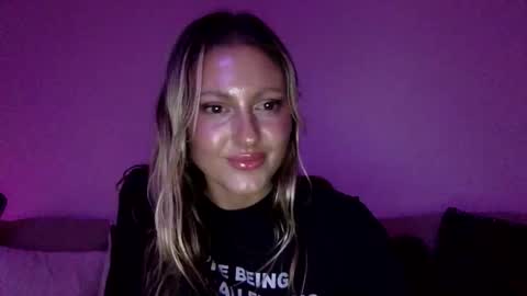 pinksn0wle0pard online show from 11.15.25