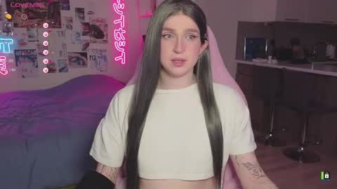 pinkvenom_ online show from 04.17.26