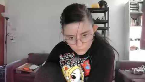 Snapshot of pinkwife97 chatting on 09.16.25 pinkwife97 online show from 09.16.25