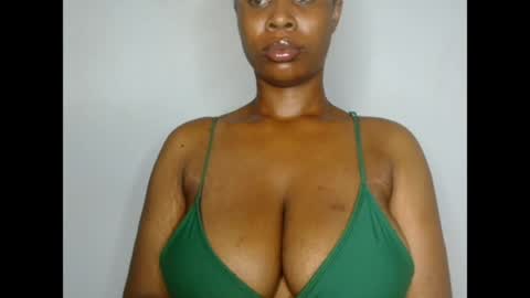 Snapshot of pinkxsugar chatting on 06.30.26 pinkxsugar online show from 06.30.26
