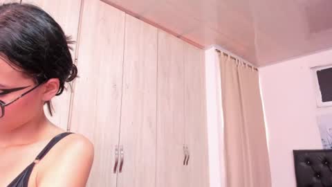 pinky_f00x online show from 06.23.26