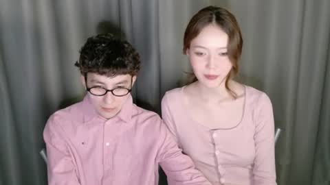 Li long hair and Ru short hair online show from 06.14.26