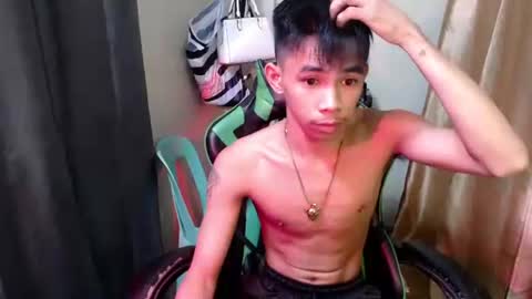 Snapshot of pinoy_oyd69 chatting on 05.24.26 pinoy_oyd69 online show from 05.24.26