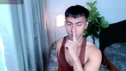 Snapshot of pinoymilker chatting on 06.28.26 ethan online show from 06.28.26