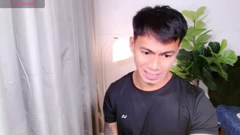 Snapshot of pinoymilker chatting on 07.09.26 ethan online show from 07.09.26