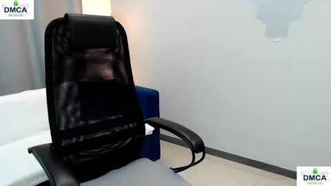 Bella online show from 11.17.25