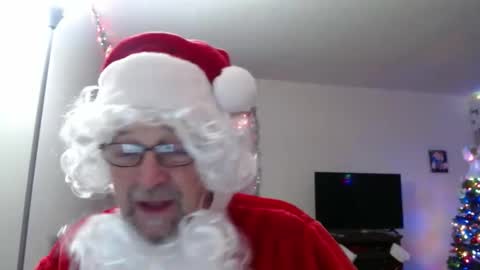 Snapshot of pipewizard chatting on 12.24.24 pipewizard online show from 12.24.24