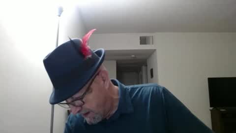 Snapshot of pipewizard chatting on 01.03.25 pipewizard online show from 01.03.25