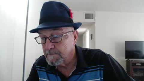 Snapshot of pipewizard chatting on 01.25.25 pipewizard online show from 01.25.25