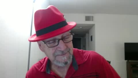 Snapshot of pipewizard chatting on 02.10.25 pipewizard online show from 02.10.25