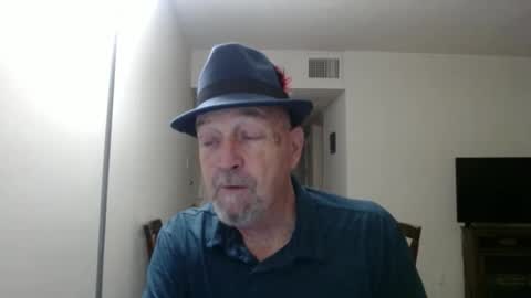 Snapshot of pipewizard chatting on 02.16.25 pipewizard online show from 02.16.25