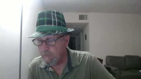 Snapshot of pipewizard chatting on 09.15.25 pipewizard online show from 09.15.25