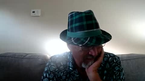 Snapshot of pipewizard chatting on 06.10.26 pipewizard online show from 06.10.26