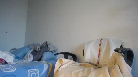 Snapshot of pirata_privado chatting on 09.17.25 pirata_privado online show from 09.17.25