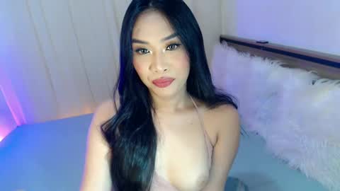 Snapshot of piroulita chatting on 12.05.24 Ari online show from 12.05.24