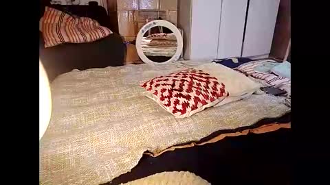 Snapshot of pisces922 chatting on 01.04.25 Dominik online show from 01.04.25