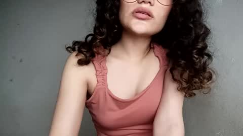 Snapshot of piscis_dreams chatting on 02.26.25 PiscisDreams online show from 02.26.25