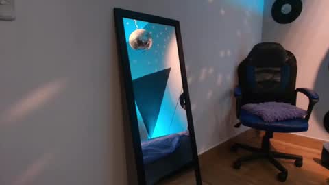 Dani online show from 12.16.25