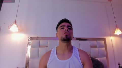 Snapshot of pittandlunaa69 chatting on 11.25.25 PittAndLunaa69 online show from 11.25.25