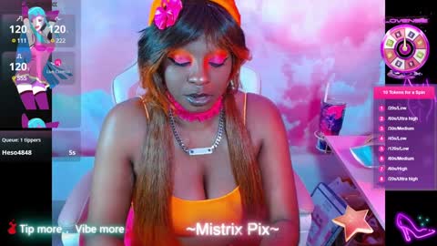 Snapshot of pixiebob25 chatting on 12.13.24 Thekawaiidomme online show from 12.13.24