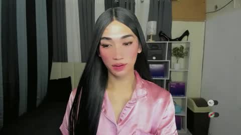 Snapshot of pixiedoll_ chatting on 05.08.26 pixiedoll_ online show from 05.08.26