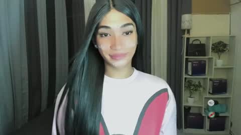 Snapshot of pixiedoll_ chatting on 06.18.26 pixiedoll_ online show from 06.18.26
