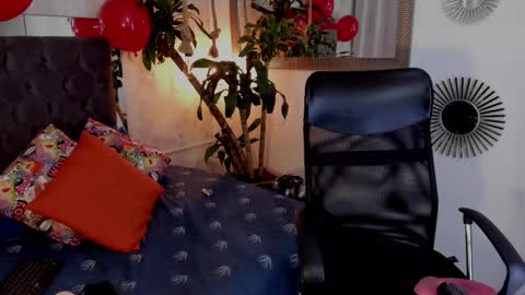 cris online show from 02.14.25