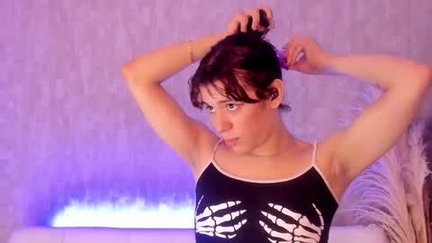 cris online show from 09.15.25