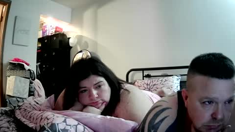 Snapshot of pkgotnos1 chatting on 12.12.24 pkgotnos1 online show from 12.12.24