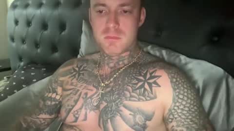 Snapshot of platinum_338 chatting on 09.11.25 platinum_338 online show from 09.11.25