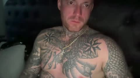 Snapshot of platinum_338 chatting on 09.19.25 platinum_338 online show from 09.19.25