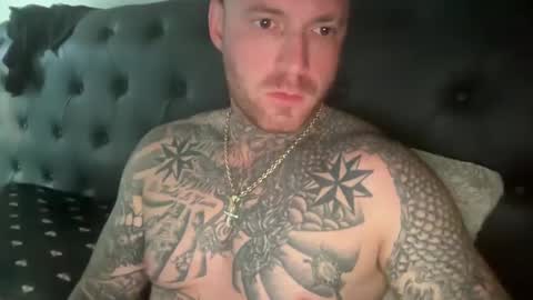 Snapshot of platinum_338 chatting on 09.20.25 platinum_338 online show from 09.20.25