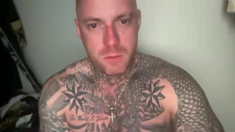 Snapshot of platinum_338 chatting on 10.18.25 platinum_338 online show from 10.18.25