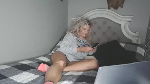 platinum_princess_nicole online show from 10.22.25