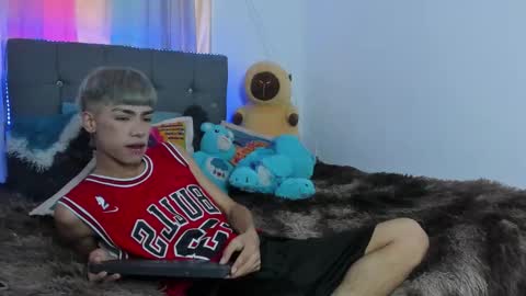 Snapshot of playboy_bunnyy chatting on 09.30.25 playboy_bunnyy online show from 09.30.25