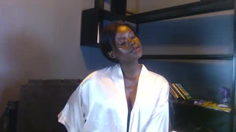 playboytit online show from 09.17.25