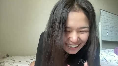 Minji online show from 07.05.26