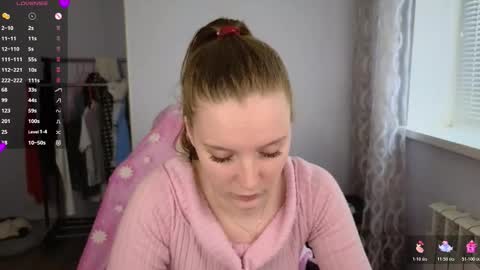 Snapshot of playful_mary chatting on 03.17.26 Masha online show from 03.17.26