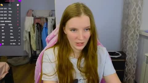 Snapshot of playful_mary chatting on 03.28.26 Masha online show from 03.28.26