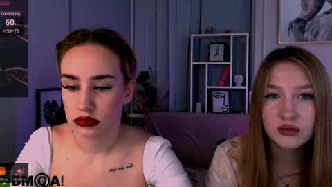 Snapshot of playful_sophie chatting on 01.28.25 Sophie online show from 01.28.25