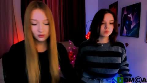 Snapshot of playful_sophie chatting on 02.25.25 Sophie online show from 02.25.25