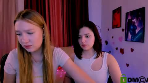 Snapshot of playful_sophie chatting on 02.25.25 Sophie online show from 02.25.25