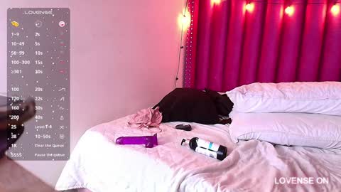 Snapshot of playfuljust_18 chatting on 12.10.24 SAMARA online show from 12.10.24