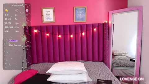 Snapshot of playfuljust_18 chatting on 12.11.24 SAMARA online show from 12.11.24