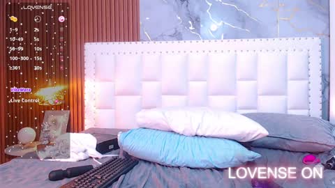 Snapshot of playfuljust_18 chatting on 12.26.24 SAMARA online show from 12.26.24