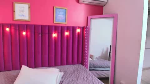 Snapshot of playfuljust_18 chatting on 01.01.25 SAMARA online show from 01.01.25