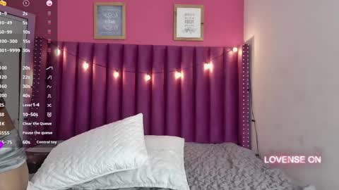 Snapshot of playfuljust_18 chatting on 03.07.25 SAMARA online show from 03.07.25