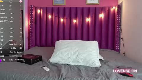 Snapshot of playfuljust_18 chatting on 03.10.25 SAMARA online show from 03.10.25